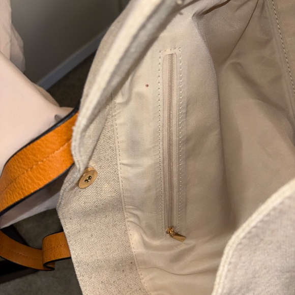 NWT Chic Vacay Canvas Tote Bag - Cream and Tan - Picture 7 of 7